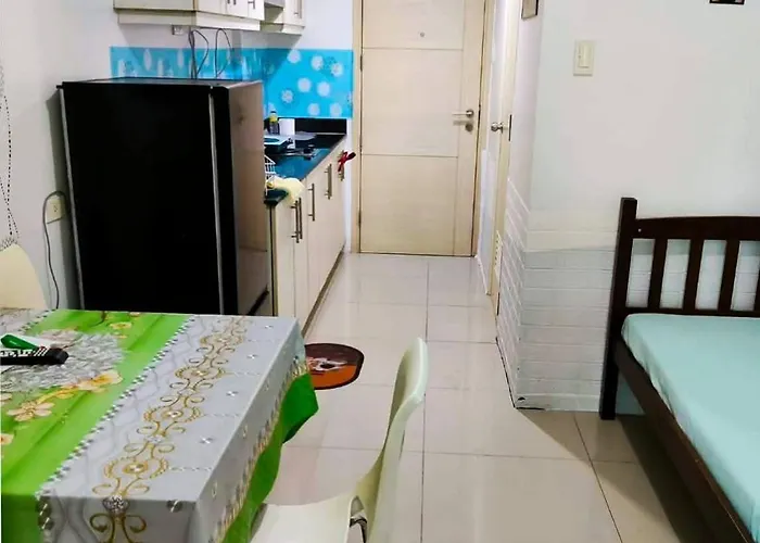 Sea Residences Gold Empire Apartment *